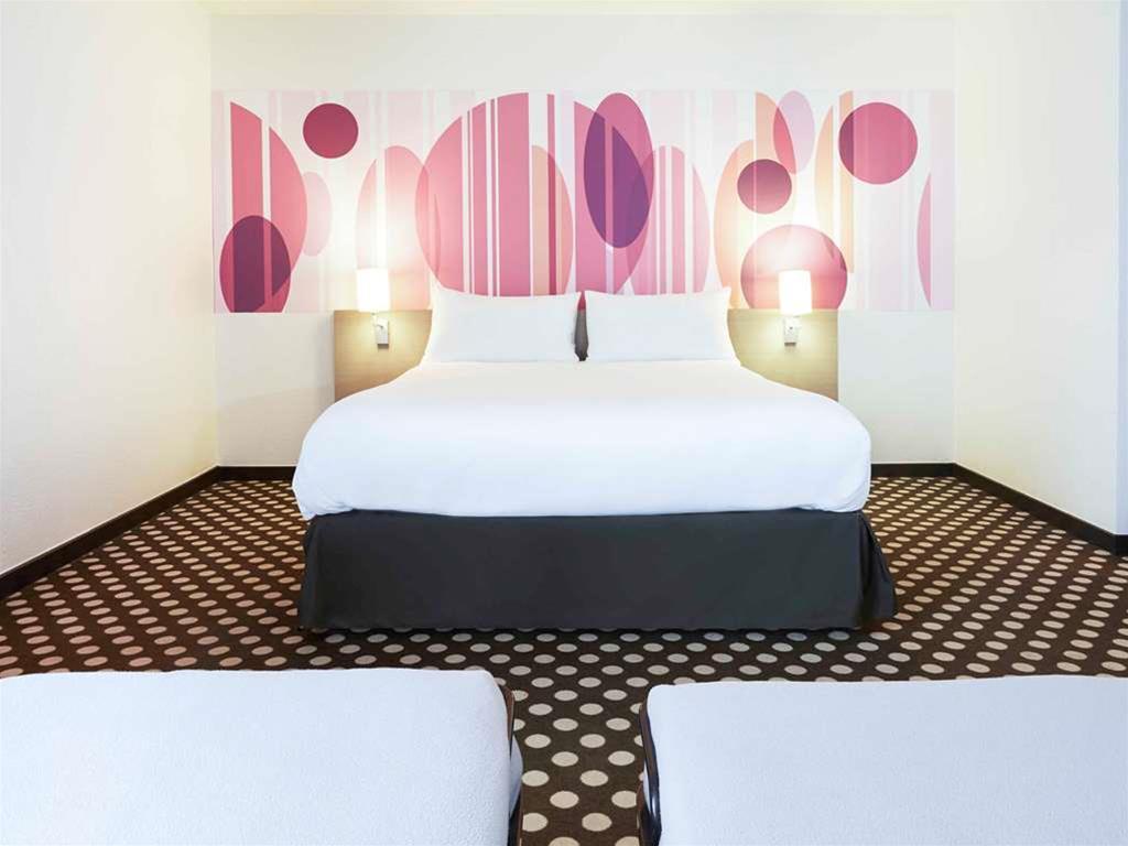Ibis Styles Toulon Centre Port Hotel Kültér fotó