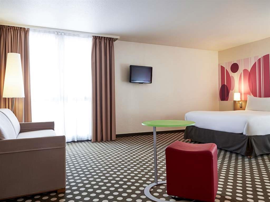 Ibis Styles Toulon Centre Port Hotel Kültér fotó