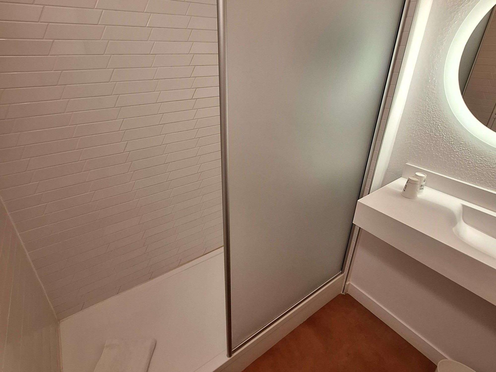 Ibis Styles Toulon Centre Port Hotel Kültér fotó