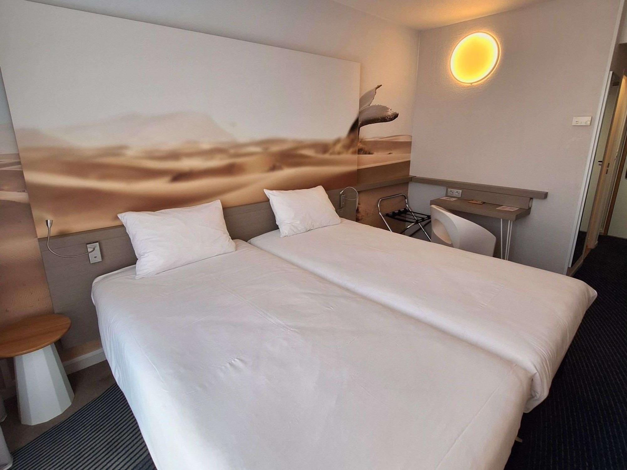 Ibis Styles Toulon Centre Port Hotel Kültér fotó